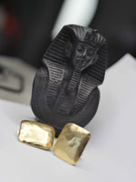 E70760 Boucles d'oreilles clips carrées texturées - Karine Sultan - Vignette | Karine Sultan