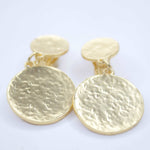 E71732 Boucles d'oreilles clips goutte pièce plate martelée - Karine Sultan - Vignette | Karine Sultan