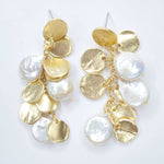 E72509 Boucles d'oreilles lustre pièces et perles plates - Karine Sultan - Vignette | Karine Sultan