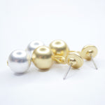 E73541 Boucles d'oreilles perles polies métaux mixtes - Karine Sultan - Vignette | Karine Sultan