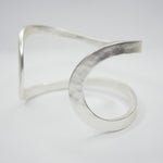 B61045 Bracelet Manchette fendue minimaliste - Karine Sultan - Vignette | Karine Sultan