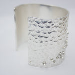 B50596 Bracelet manchette chatoyant - Karine Sultan - Vignette | Karine Sultan