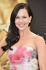 E59033 Boucles d'oreilles clips carrées brossées - Karine Sultan - Vignette | Karine Sultan