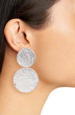 E62070 Boucles d'oreilles clips déclaration double disques - Karine Sultan - Vignette | Karine Sultan