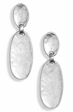 E71067 Boucles d'oreilles clips goutte ovale texturée - Karine Sultan - Vignette | Karine Sultan
