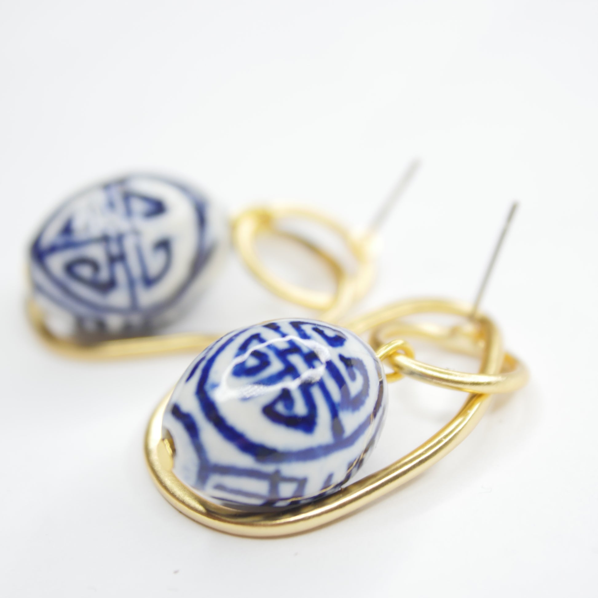 E72512 Boucles d'oreilles inspiration chinoise - Karine Sultan - Karine Sultan