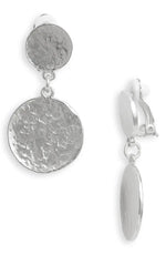 E71732 Boucles d'oreilles clips goutte pièce plate martelée - Karine Sultan - Vignette | Karine Sultan